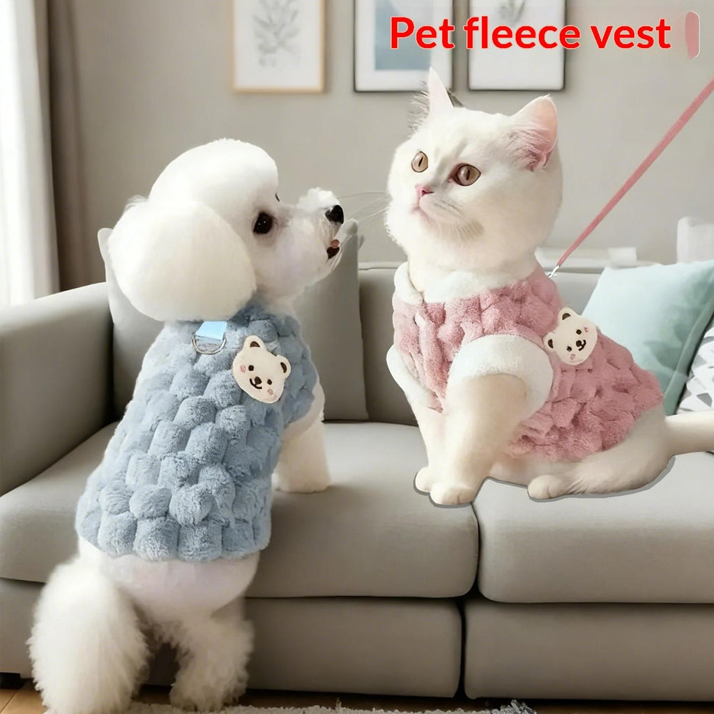 Cats, dogs, pets, towing clothes, autumn and winter warmth, plush vests, cute vests for small dogs and puppies, compared to bears